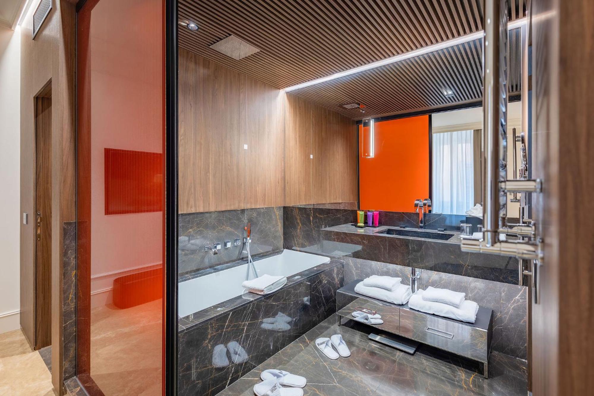 The First Dolce - Preferred Hotels & Resorts Rome Bagian luar foto