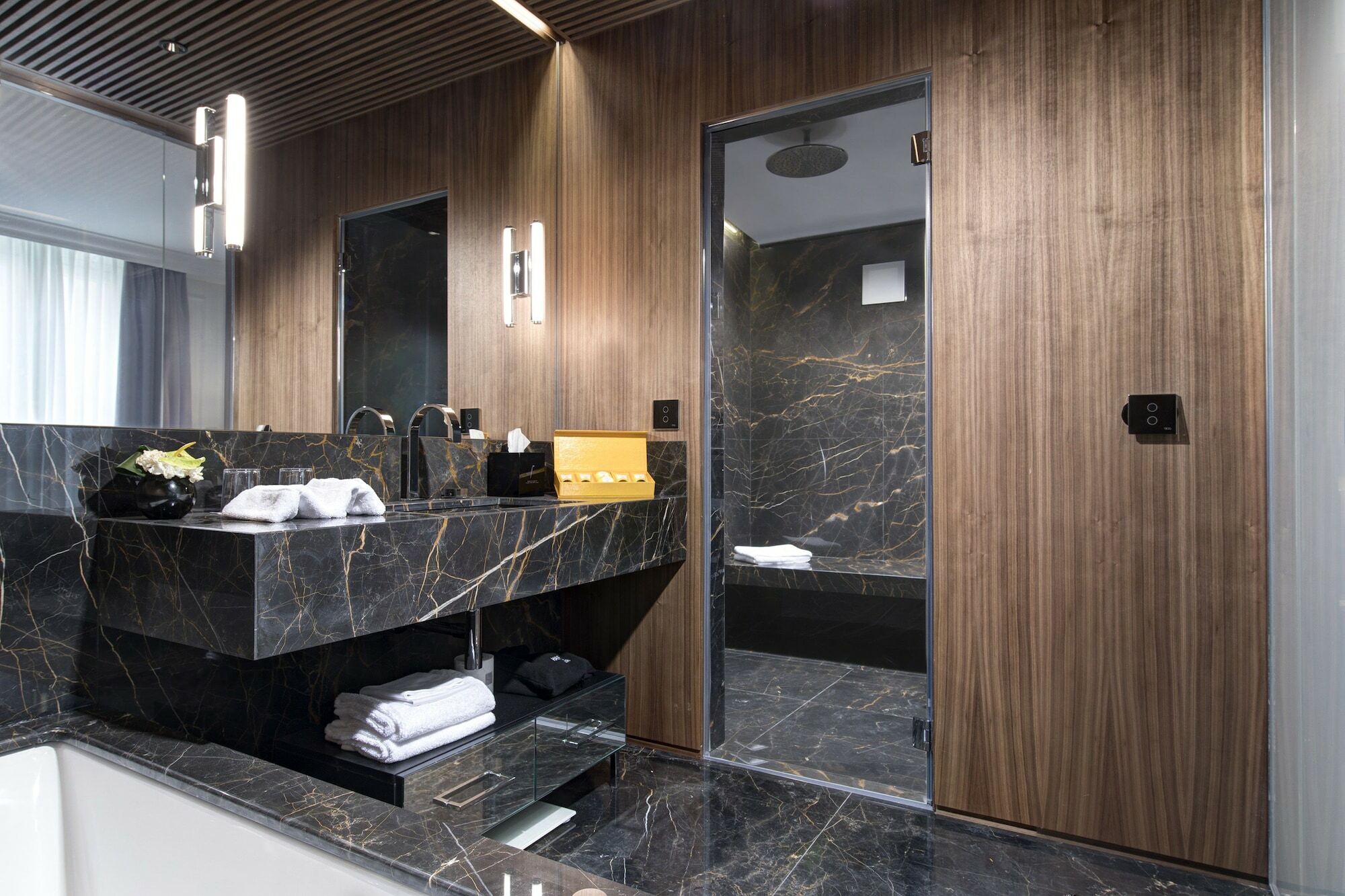 The First Dolce - Preferred Hotels & Resorts Rome Bagian luar foto